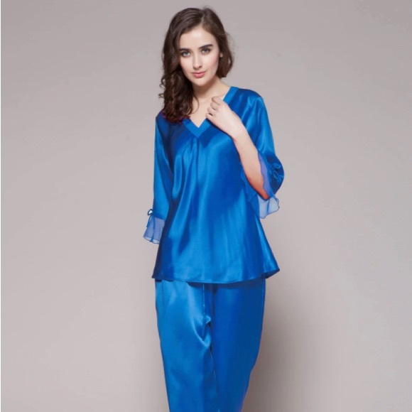 Silk Pajamas Equipment Lillian Pajama Set Equipment Silk Pajama